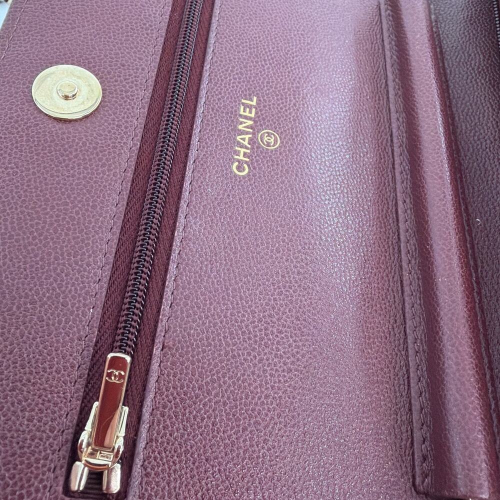 Chanel Burgundy Caviar Seasonal Wallet On Chain - Picture 7 of 14